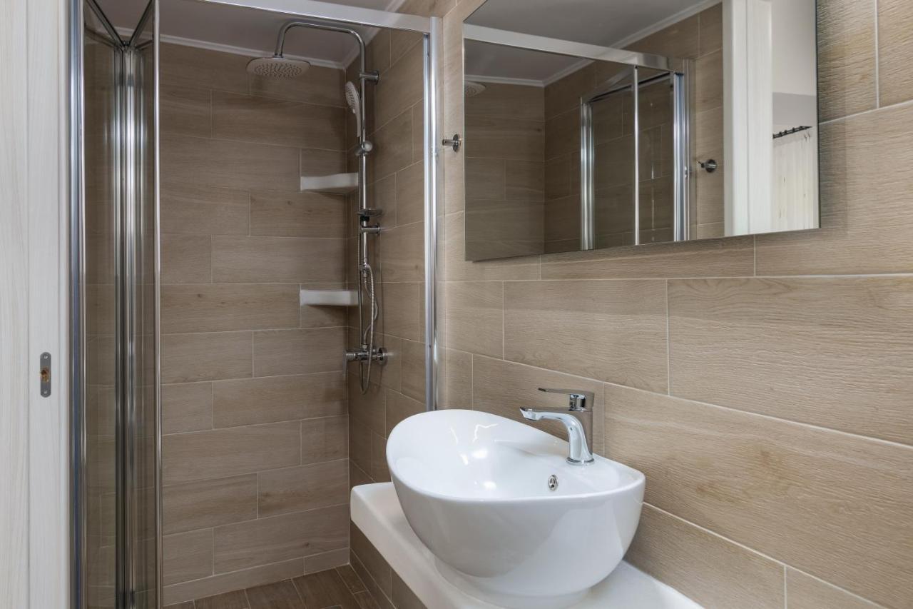 Holiday Home Triovasalos Milos Екстериор снимка