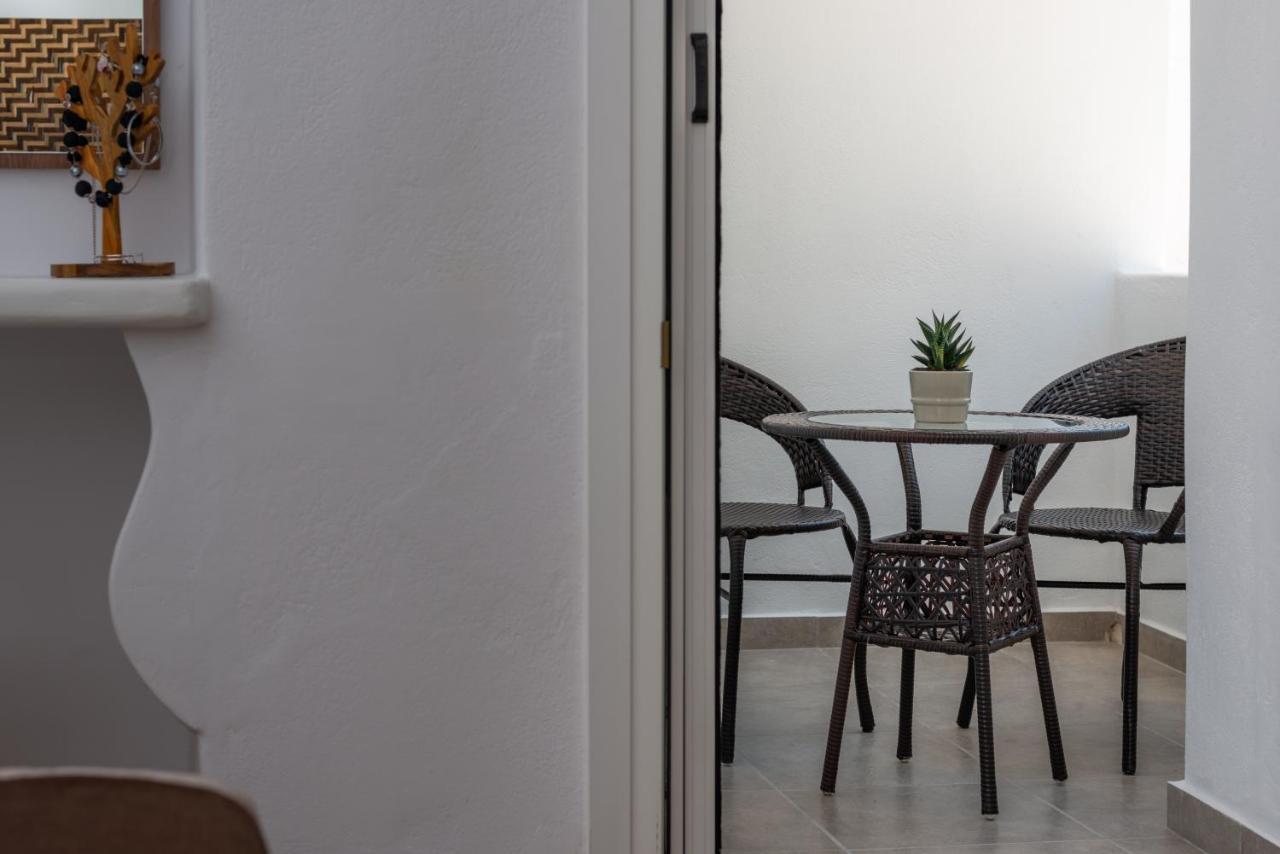 Holiday Home Triovasalos Milos Екстериор снимка